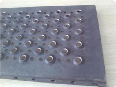 圓孔鼓肚防滑板產(chǎn)品圖
